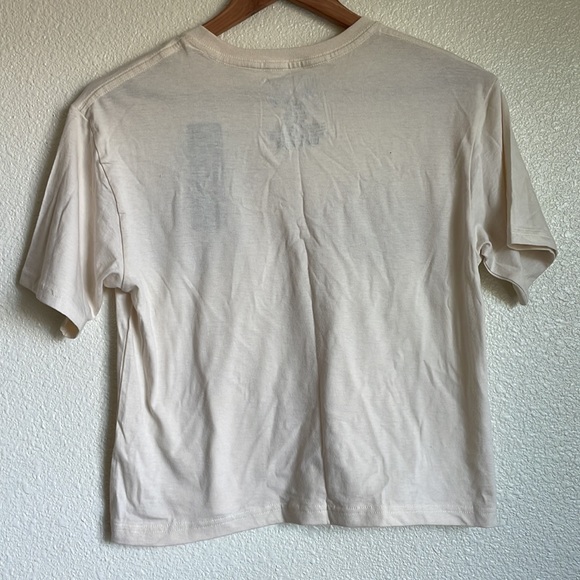 Shell T-Shirt - Picture 2 of 5